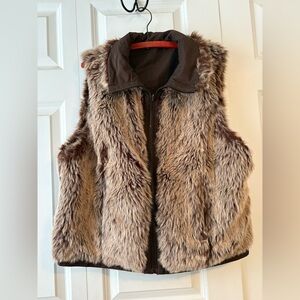 Faded Glory Chocolate Reversible Faux Fur Vest.
